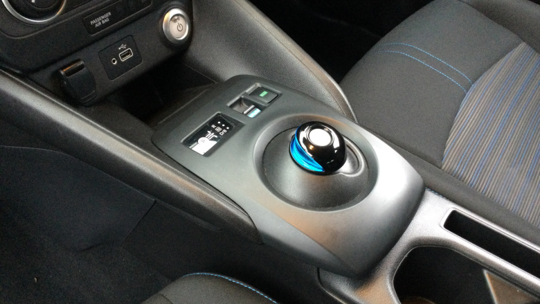 Nissan LEAF 110kW Acenta 39kWh 5dr Auto Electric Hatchback